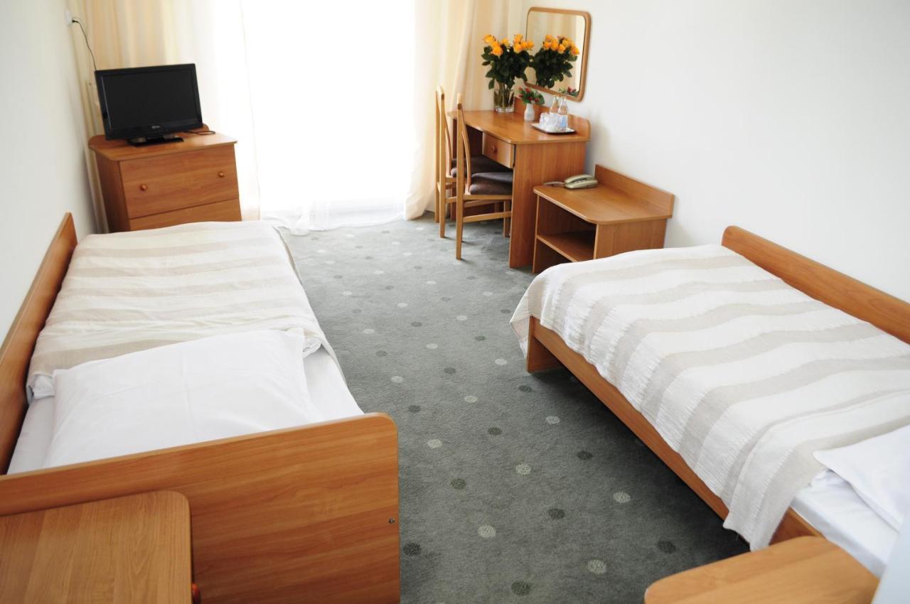 Hotel Cieplice Medi & Spa يلينيا غورا المظهر الخارجي الصورة