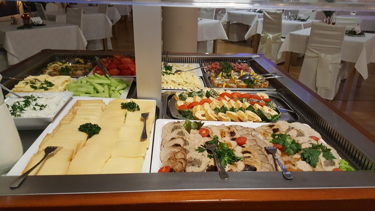Hotel Cieplice Medi & Spa يلينيا غورا المظهر الخارجي الصورة
