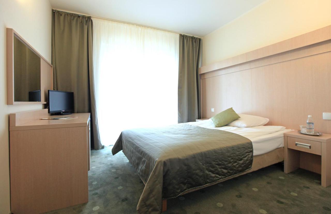 Hotel Cieplice Medi & Spa يلينيا غورا المظهر الخارجي الصورة